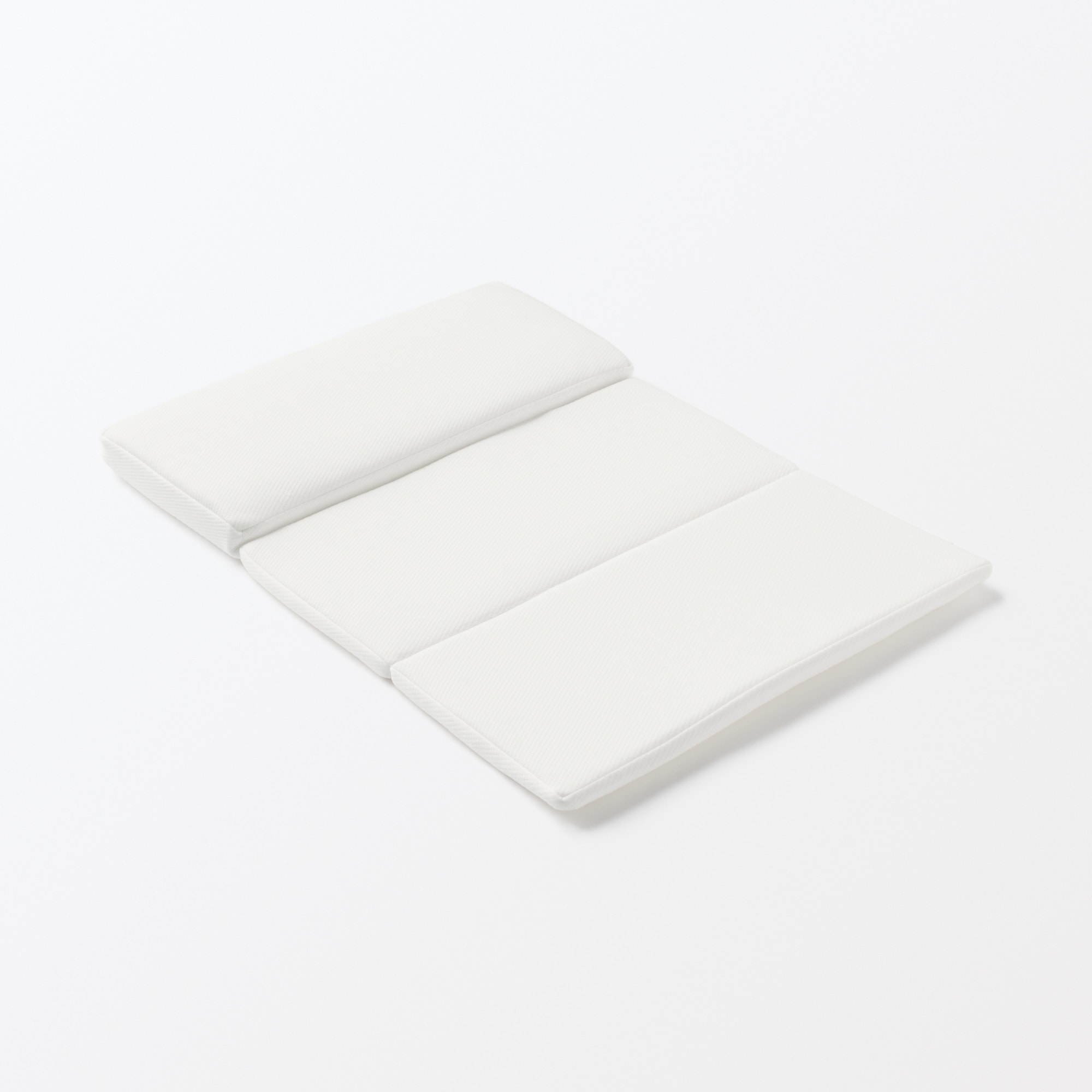 折りたたみ式　高さが調整できるまくら