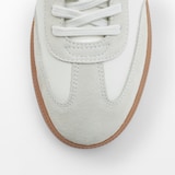 婦人　柔らかい中敷を使用した　コンビネーションスニーカー