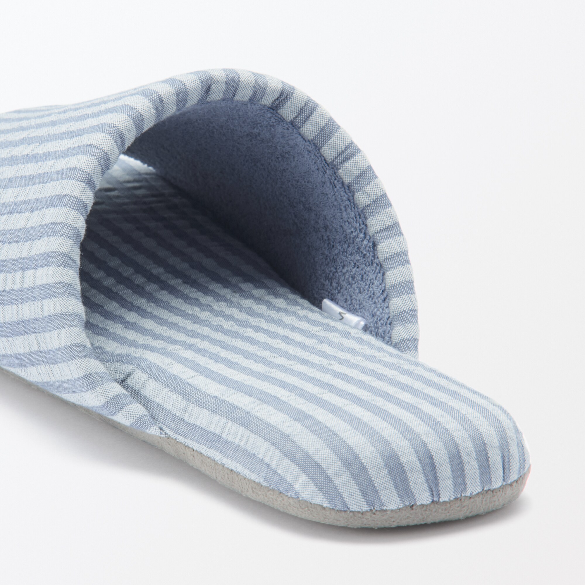 綿サッカー織　履き心地やわらか足なりスリッパ