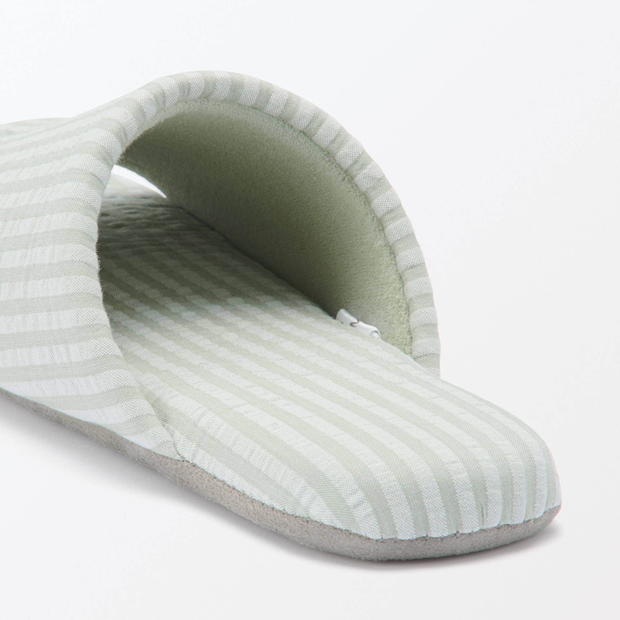 綿サッカー織　履き心地やわらか足なりスリッパ