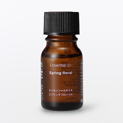 【２月４日順次発売予定】【季節限定】エッセンシャルオイル　スプリングフローラル　１０ｍＬ