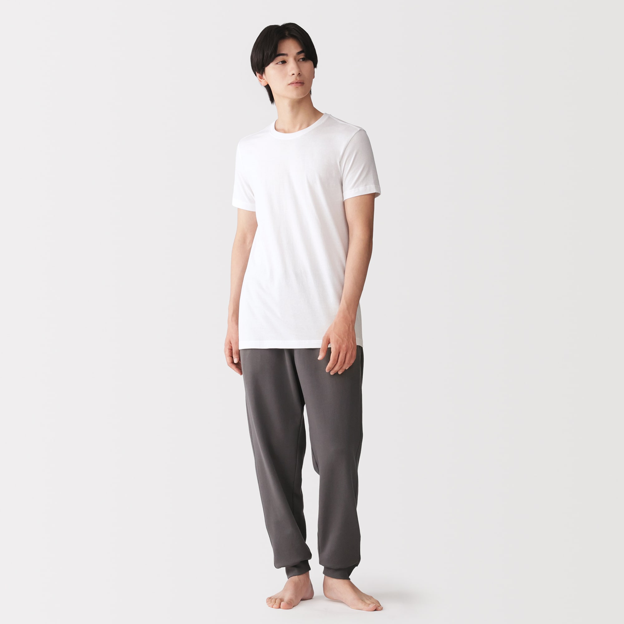 紳士　脇に縫い目のない　２枚組　クルーネック半袖Ｔシャツ