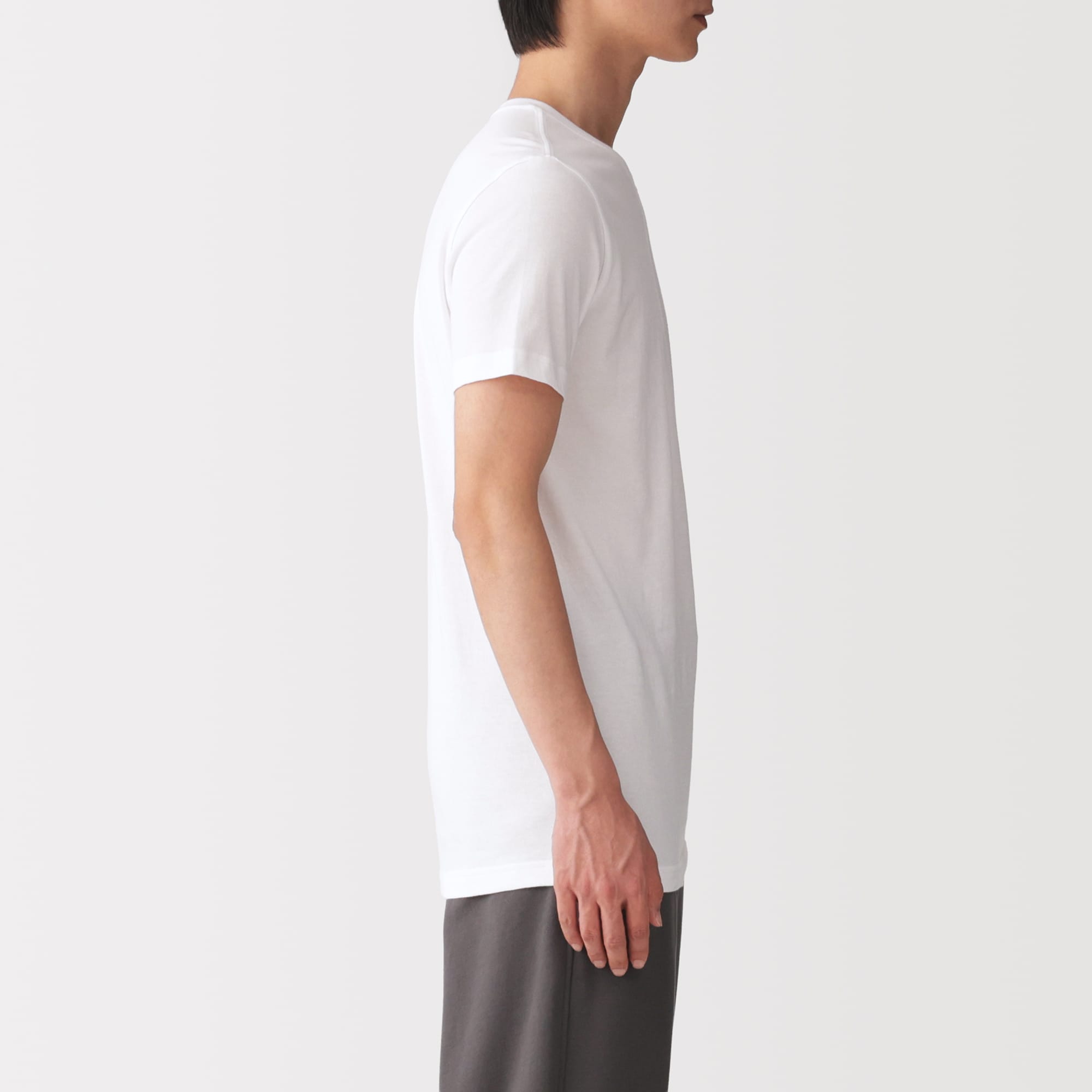 紳士　脇に縫い目のない　２枚組　クルーネック半袖Ｔシャツ