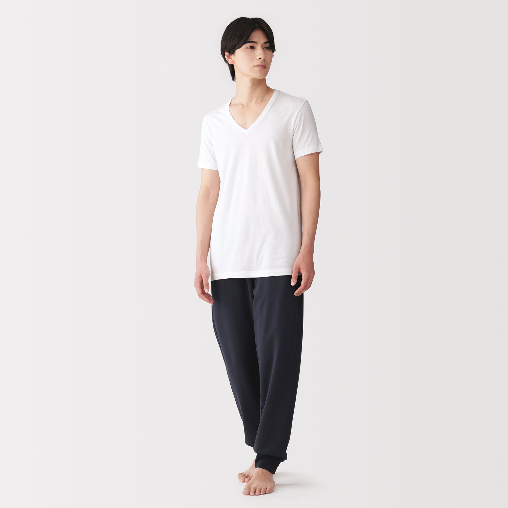 紳士　脇に縫い目のない　２枚組　Ｖネック半袖Ｔシャツ