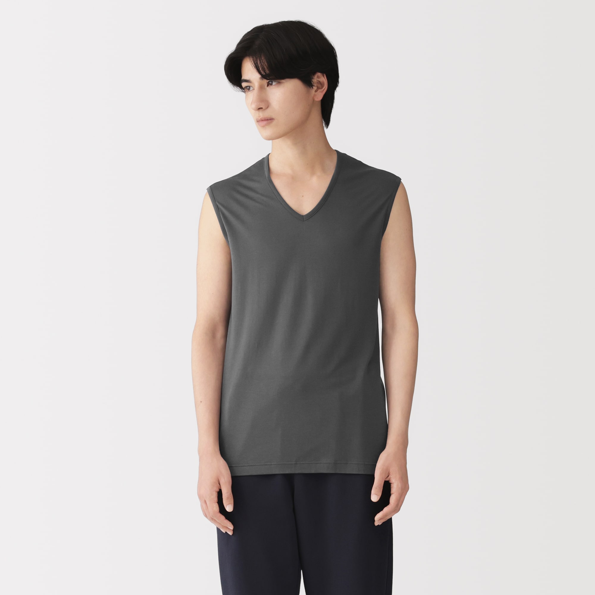 紳士　脇に縫い目のない　なめらか　ノースリーブＴシャツ