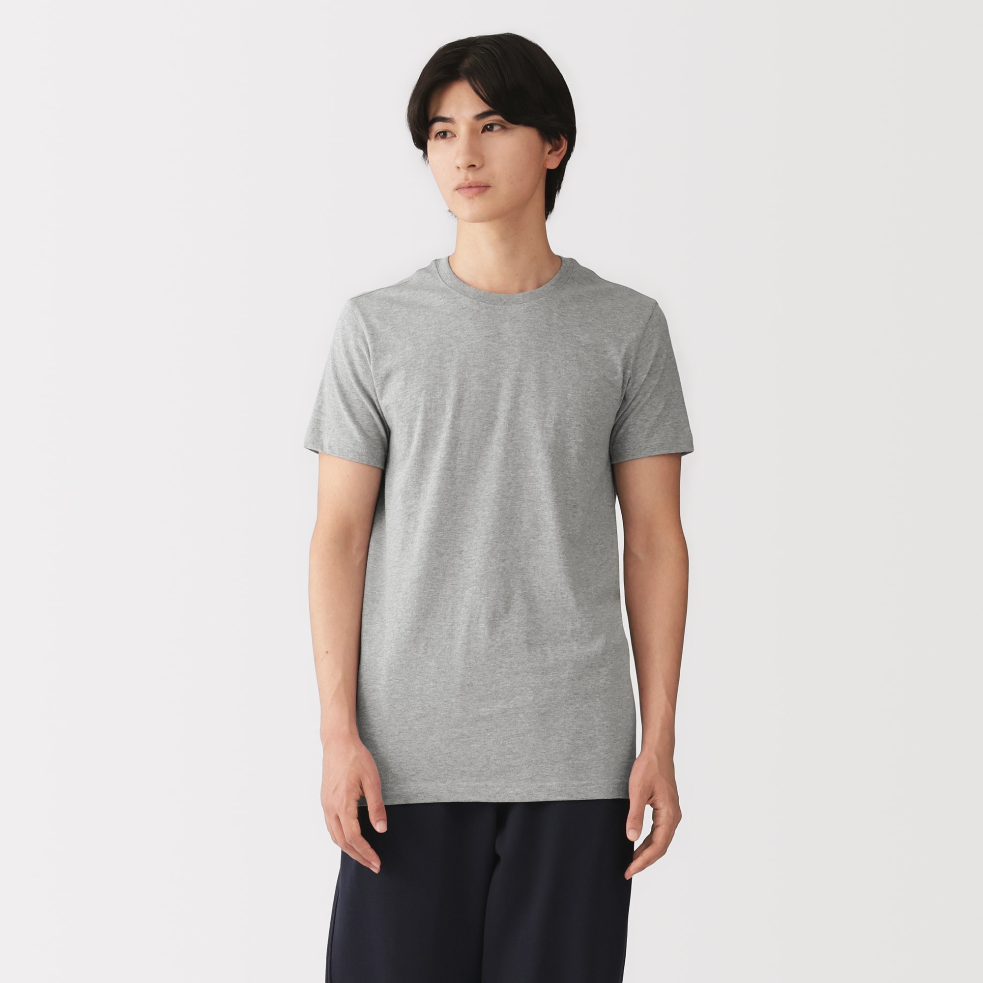 紳士　脇に縫い目のない　２枚組　クルーネック半袖Ｔシャツ（再生コットン）