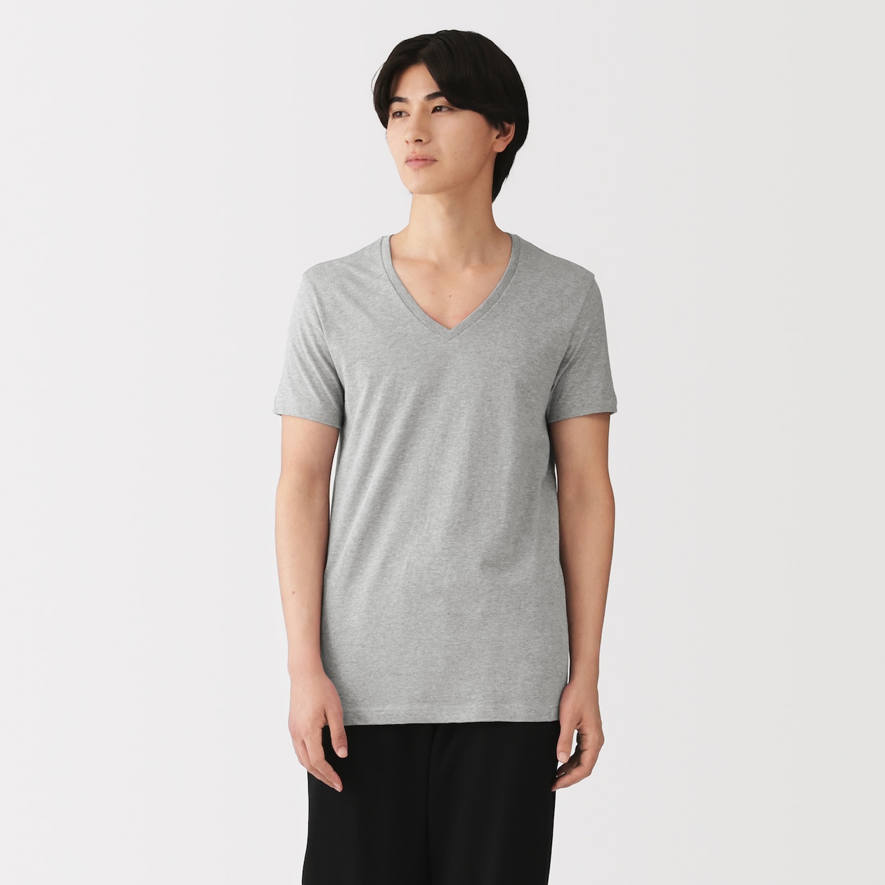 紳士　脇に縫い目のない　２枚組　Ｖネック半袖Ｔシャツ（再生コットン）