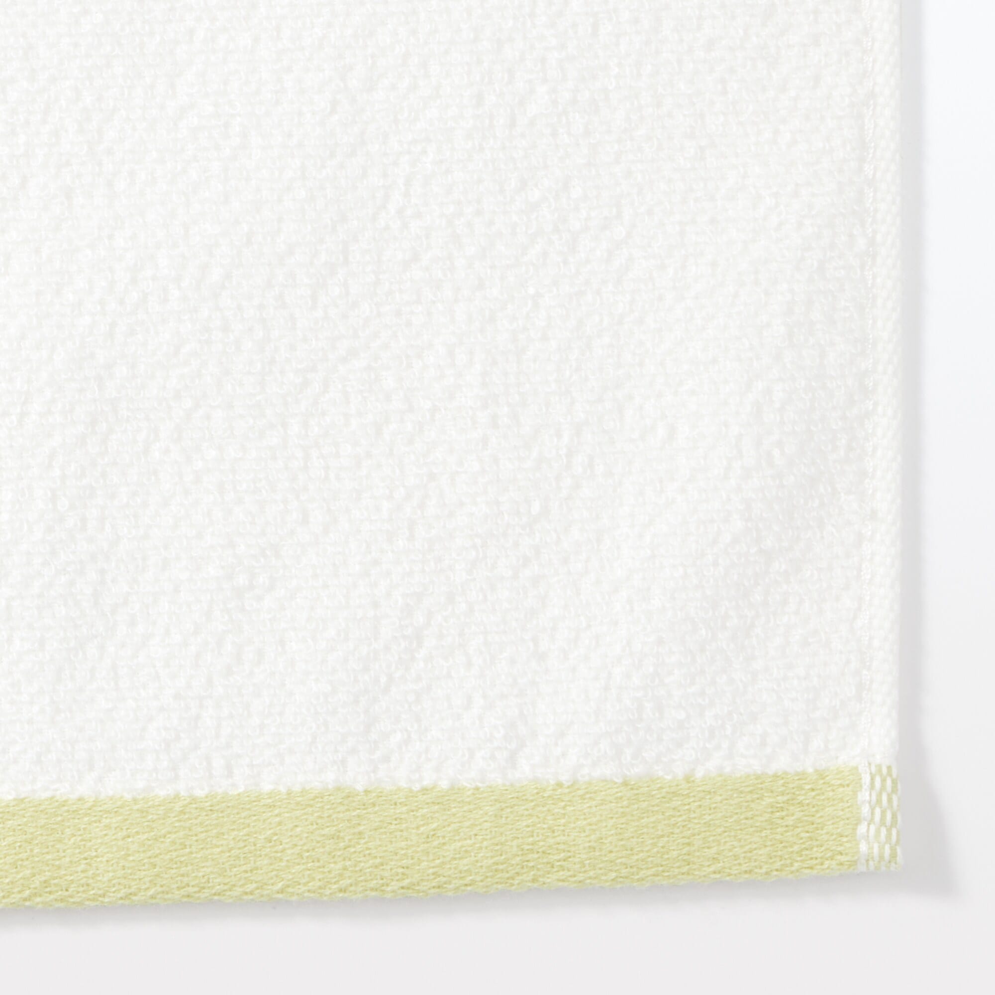 縁カラー付　コンパクトフェイスタオル２枚組