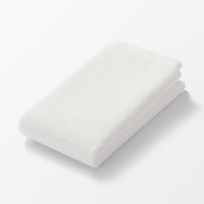 やわらか薄手スポーツタオル　４０×１１０ｃｍ