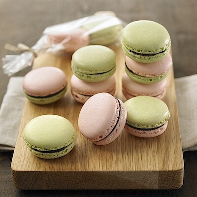 【１月上旬発売予定】自分でつくる　２色のマカロン　１４個分