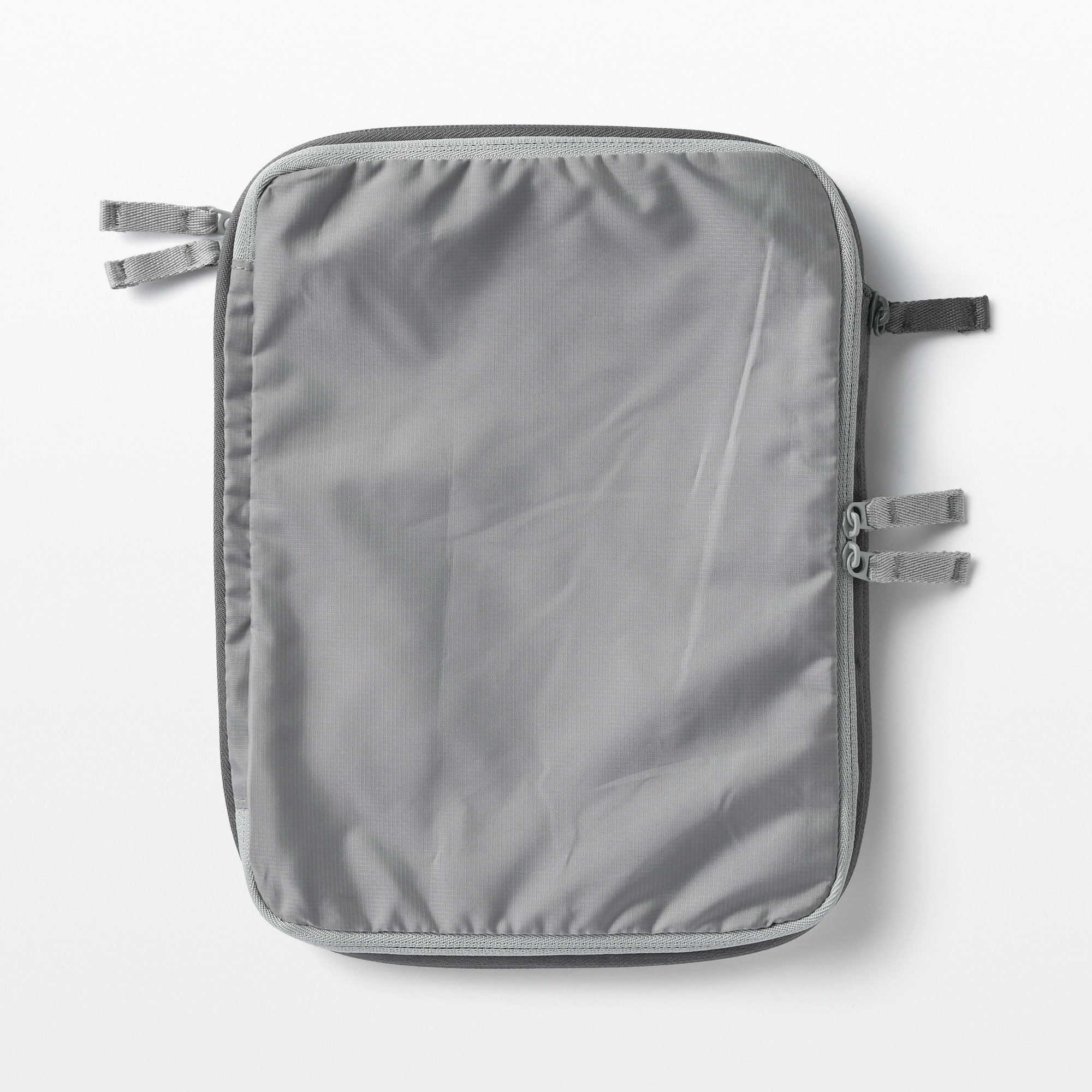 再生ポリエステル仕分けケース圧縮タイプ