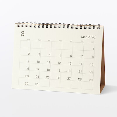 【１月下旬発売予定】【中】バガス入りペーパー月曜始まりカレンダー・２０２６年３月～２０２７年３月　約２００×１４５ｍｍ　卓上用