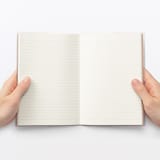 日曜始まりマンスリースケジュール帳・２０２６年８月始まり