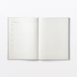 月曜始まりマンスリー／ウィークリースケジュール帳・２０２６年８月始まり