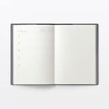 月曜始まりマンスリー／ウィークリースケジュール帳・２０２６年８月始まり