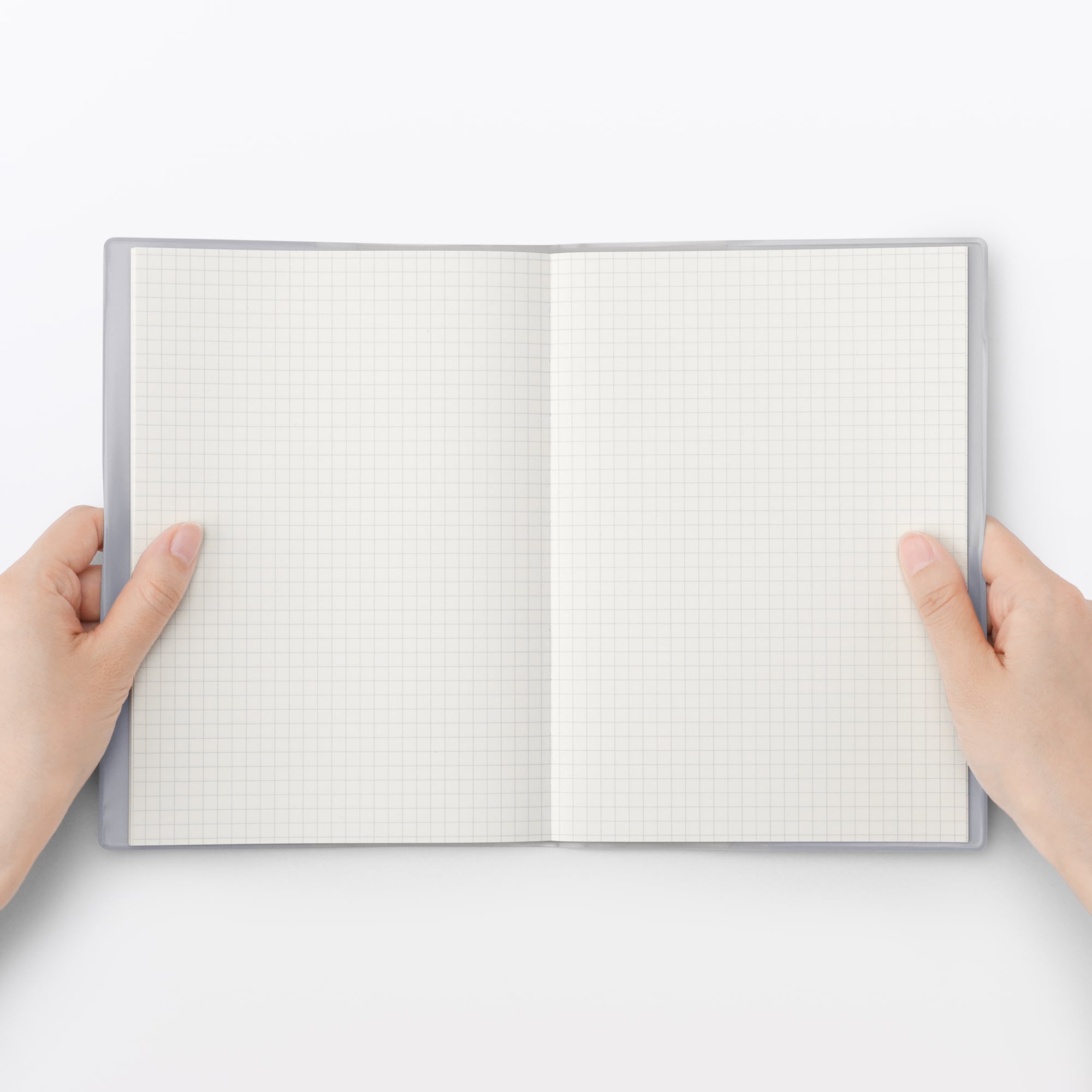 月曜始まりマンスリー／ウィークリースケジュール帳・２０２６年８月始まり