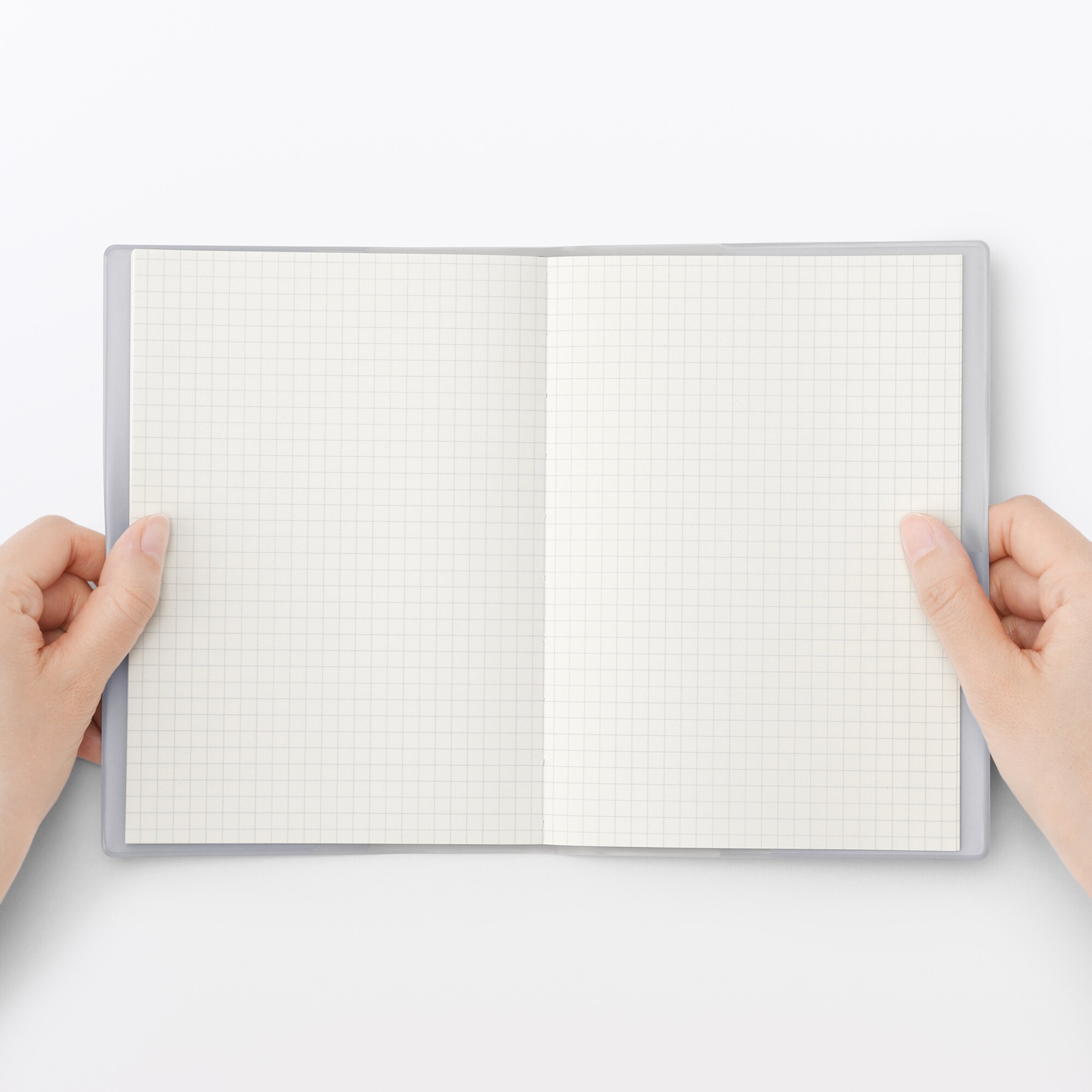 月曜始まりマンスリー／ウィークリースケジュール帳・２０２６年８月始まり