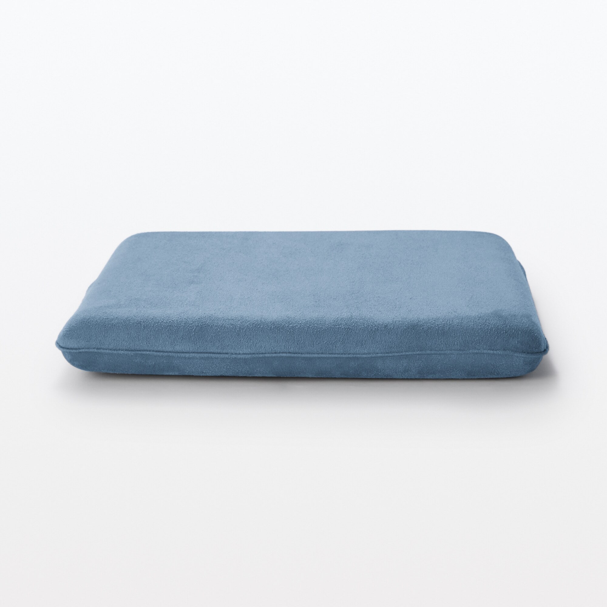 レア* ミナペルホネン ⚮̈﻿ 無印良品「POOL」シートクッション 完売間近!? 無印良品、ミナ ペルホネンや布産地のハギレを活用した限定