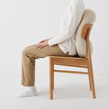 背当てにもなるやわらかマルチクッション