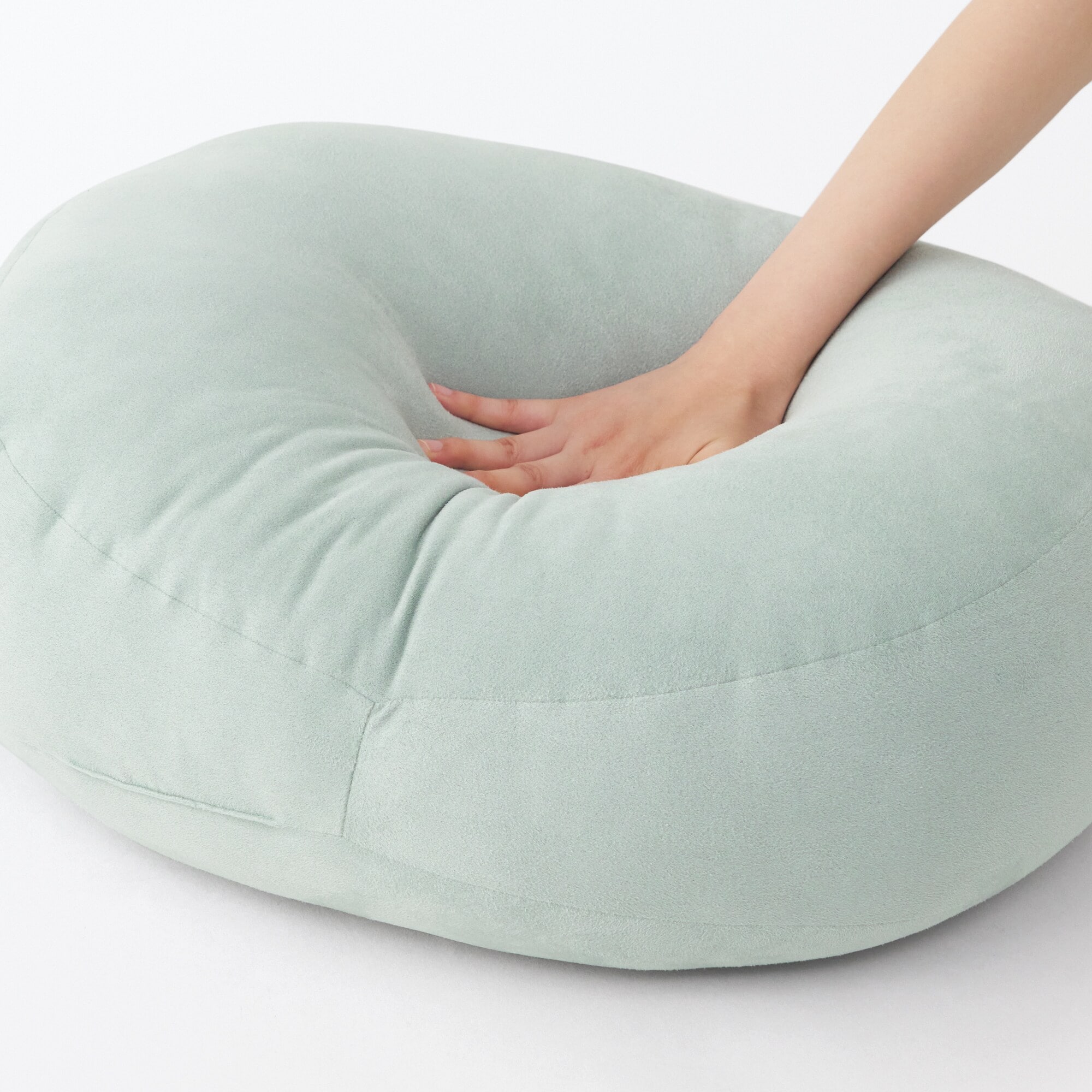 背当てにもなるやわらかマルチクッション | 無印良品