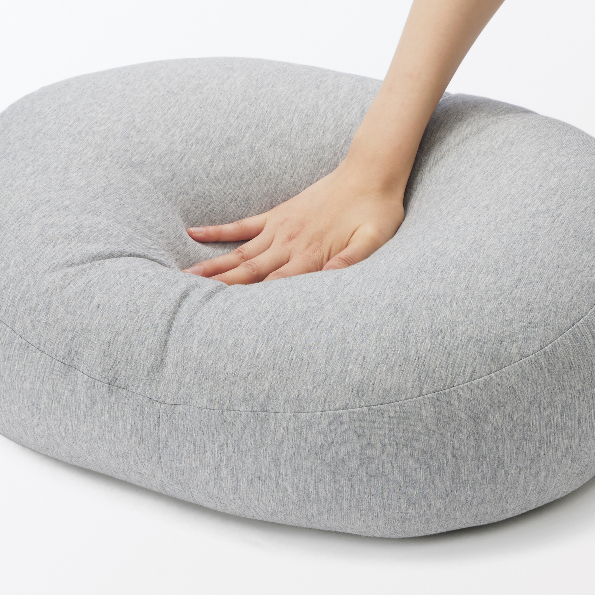 無印良品　クッション 綿洗いざらし大判クッション | 無印良品