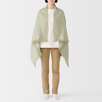 【４月上旬発売予定】羽織れる　二重ガーゼブランケット　８０×１３０ｃｍ