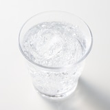 スパークリングウォーター　しそ　無糖