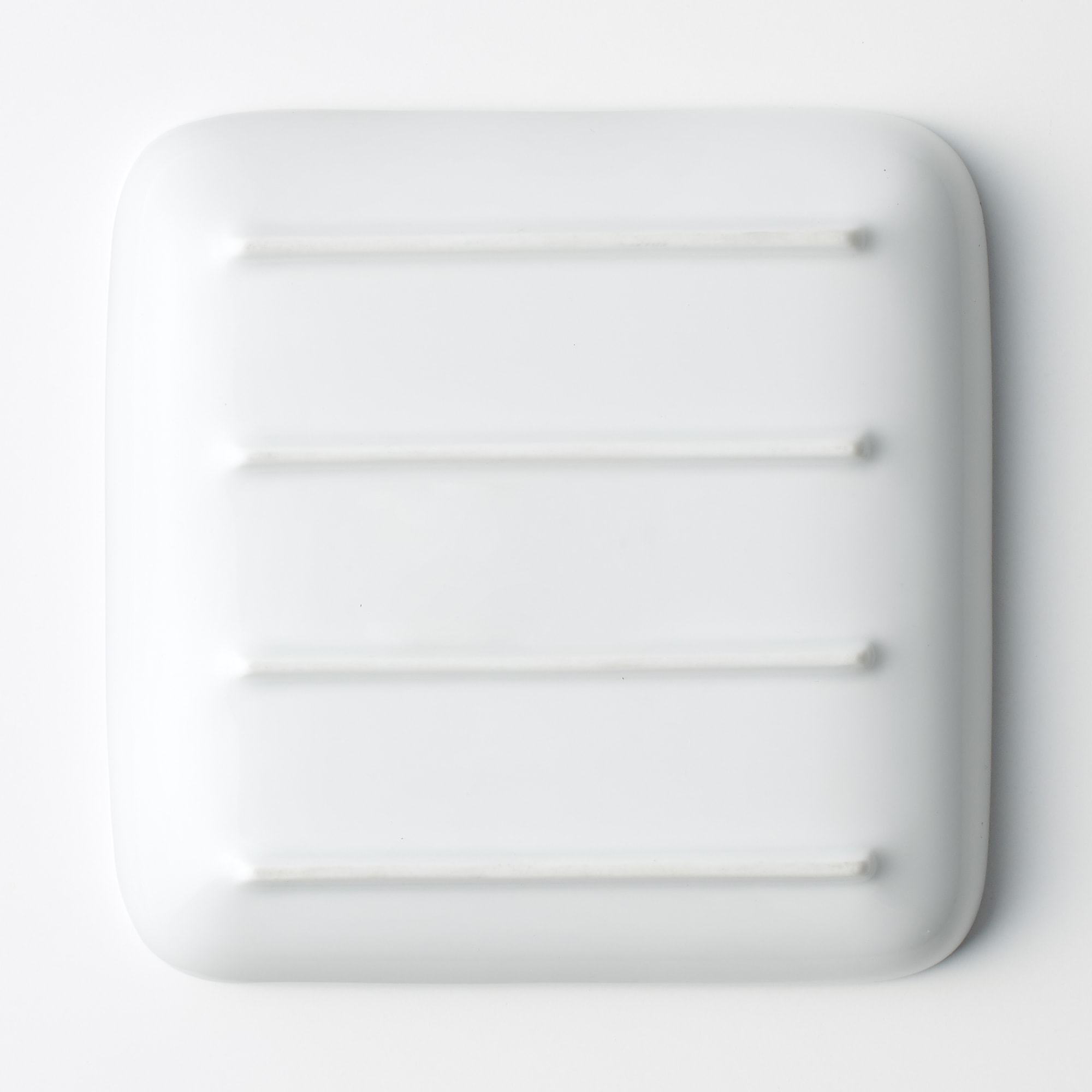 白磁正角皿・小