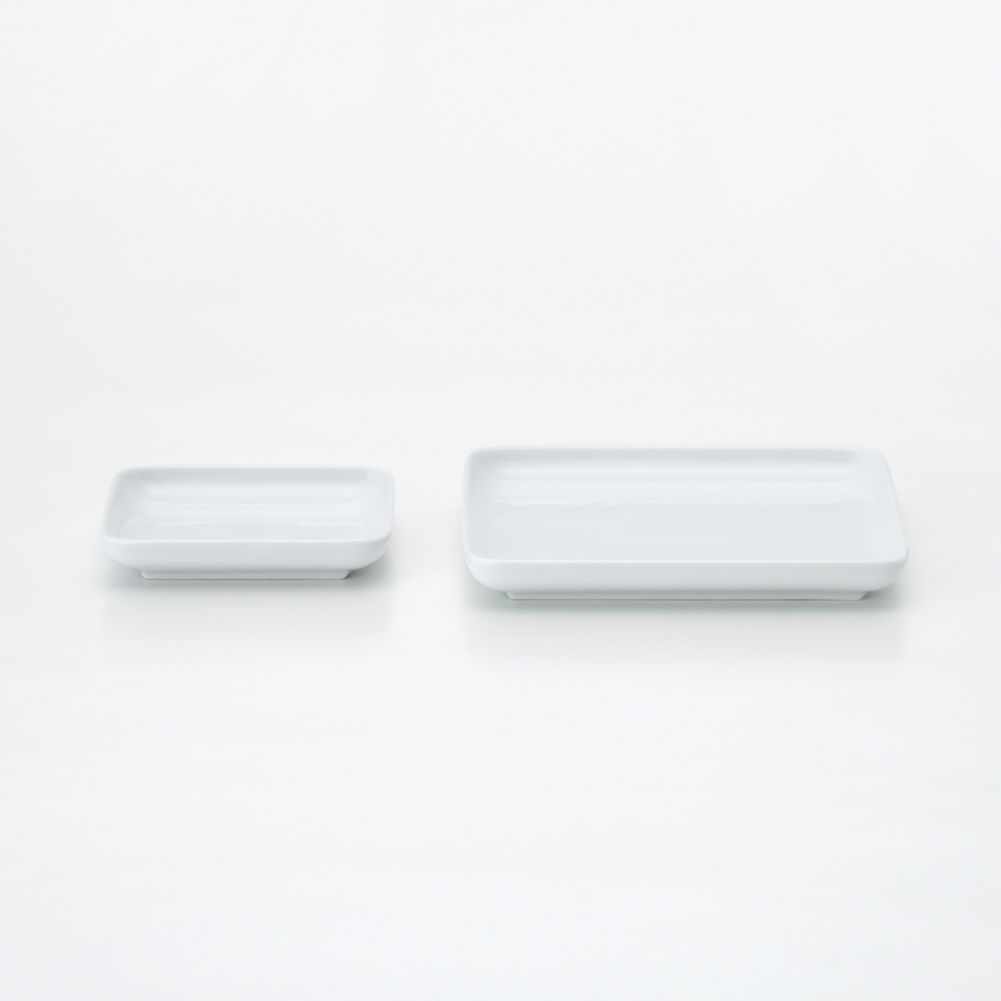 白磁正角皿・小