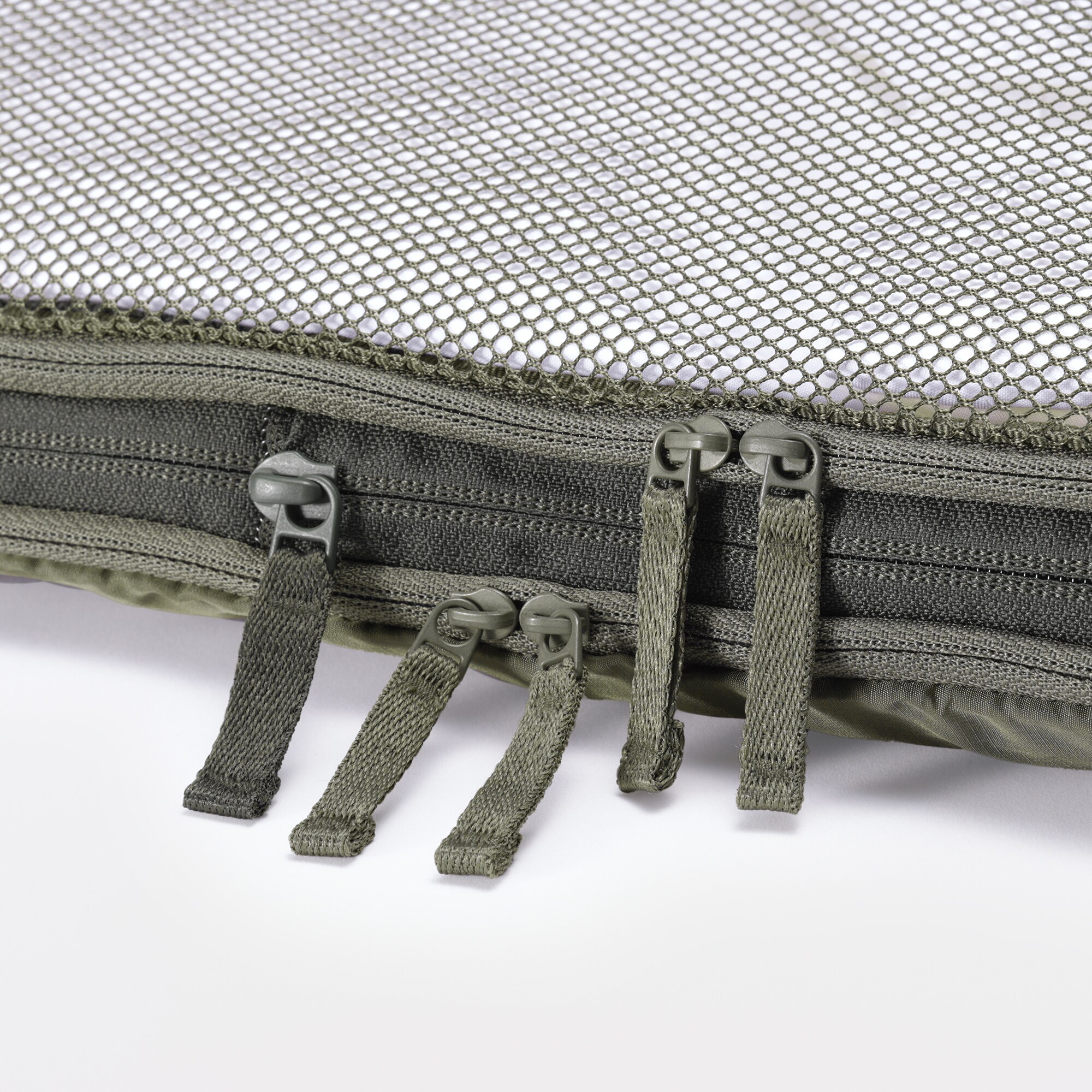 再生ポリエステル仕分けケース圧縮タイプ