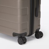 バーを自由に調節できる　ハードキャリーケース（３６Ｌ）