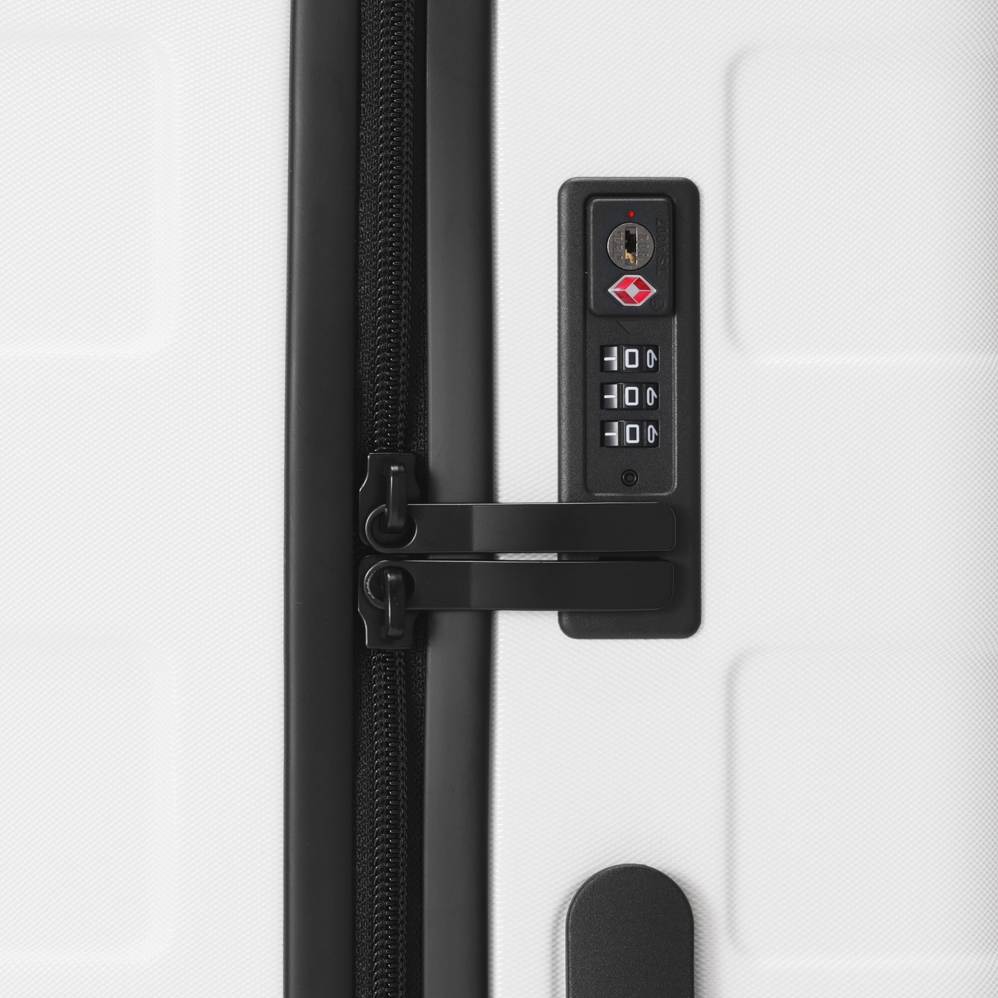 バーを自由に調節できる　ハードキャリーケース（７５Ｌ）