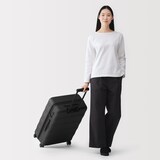 バーを自由に調節できる　ハードキャリーケース（７５Ｌ）