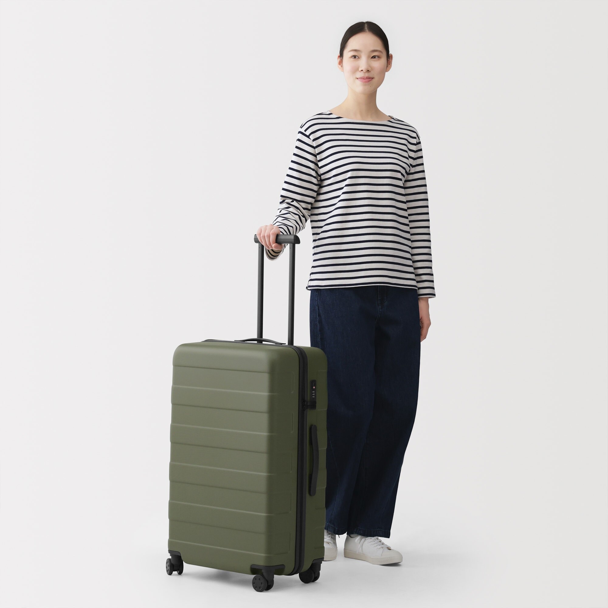 バーを自由に調節できる　ハードキャリーケース（７５Ｌ）