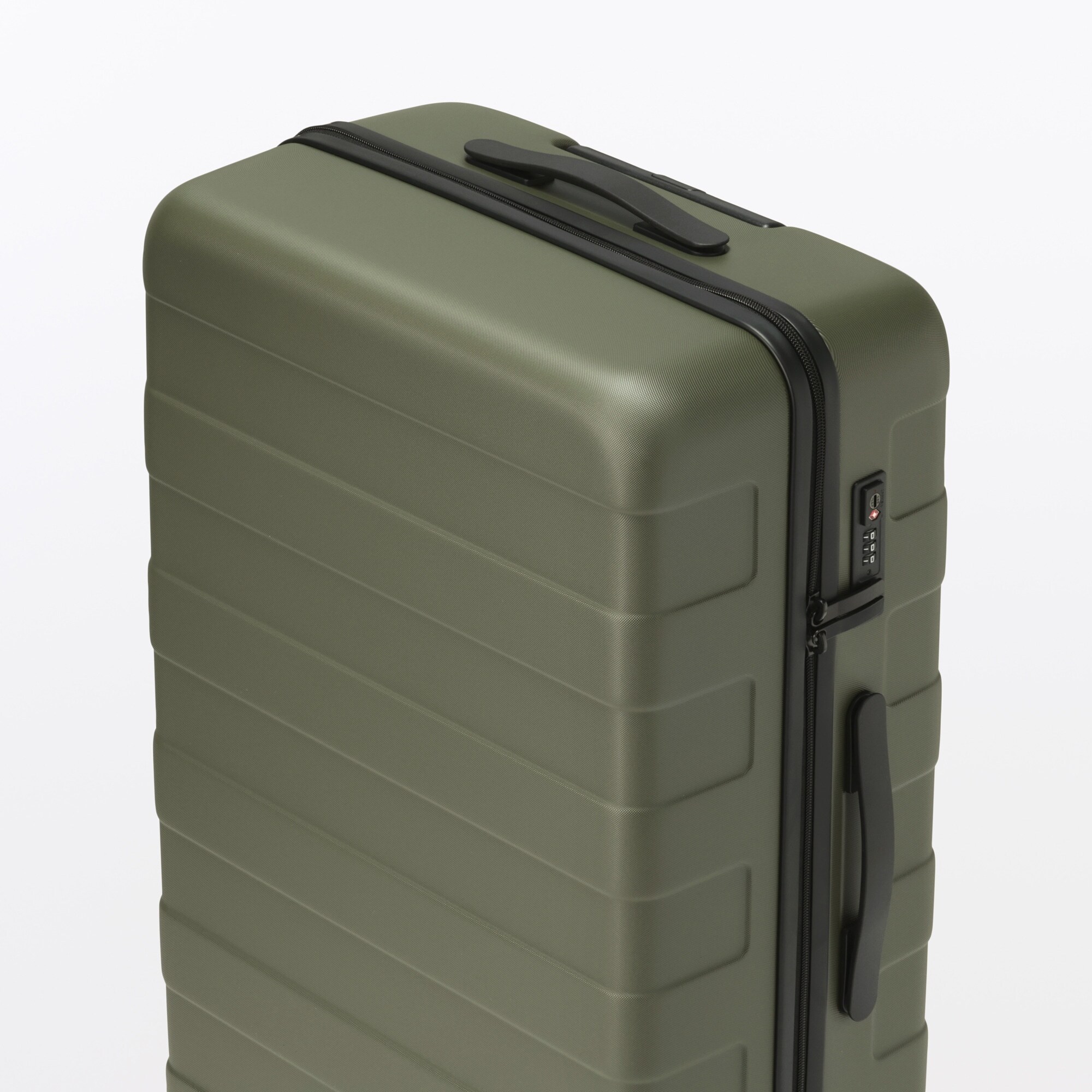 バーを自由に調節できる　ハードキャリーケース（７５Ｌ）