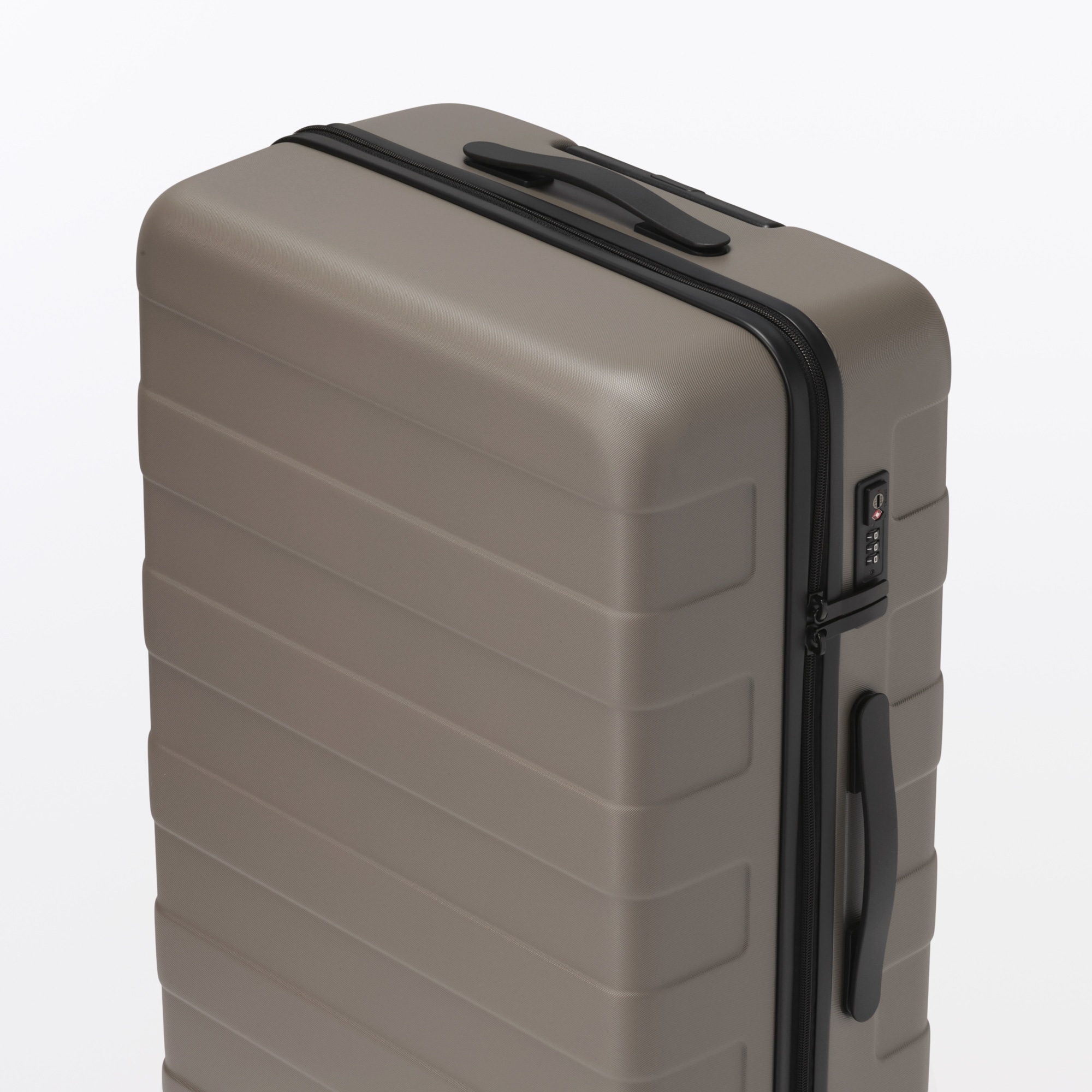 バーを自由に調節できる　ハードキャリーケース（７５Ｌ）