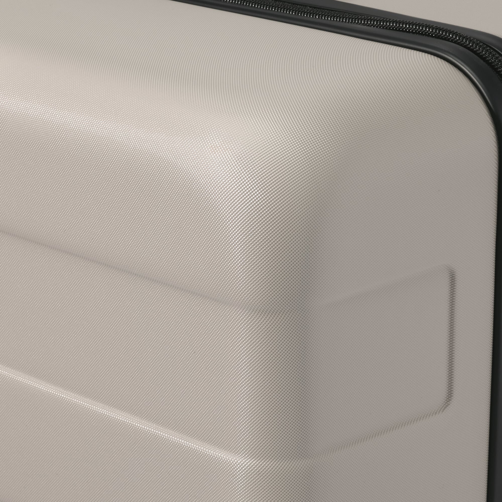 バーを自由に調節できる　ハードキャリーケース（１０５Ｌ）