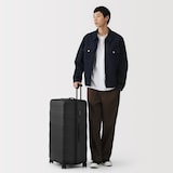 バーを自由に調節できる　ハードキャリーケース（１０５Ｌ）