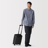 バーを自由に調節できる　ハードキャリーケース（２０Ｌ）