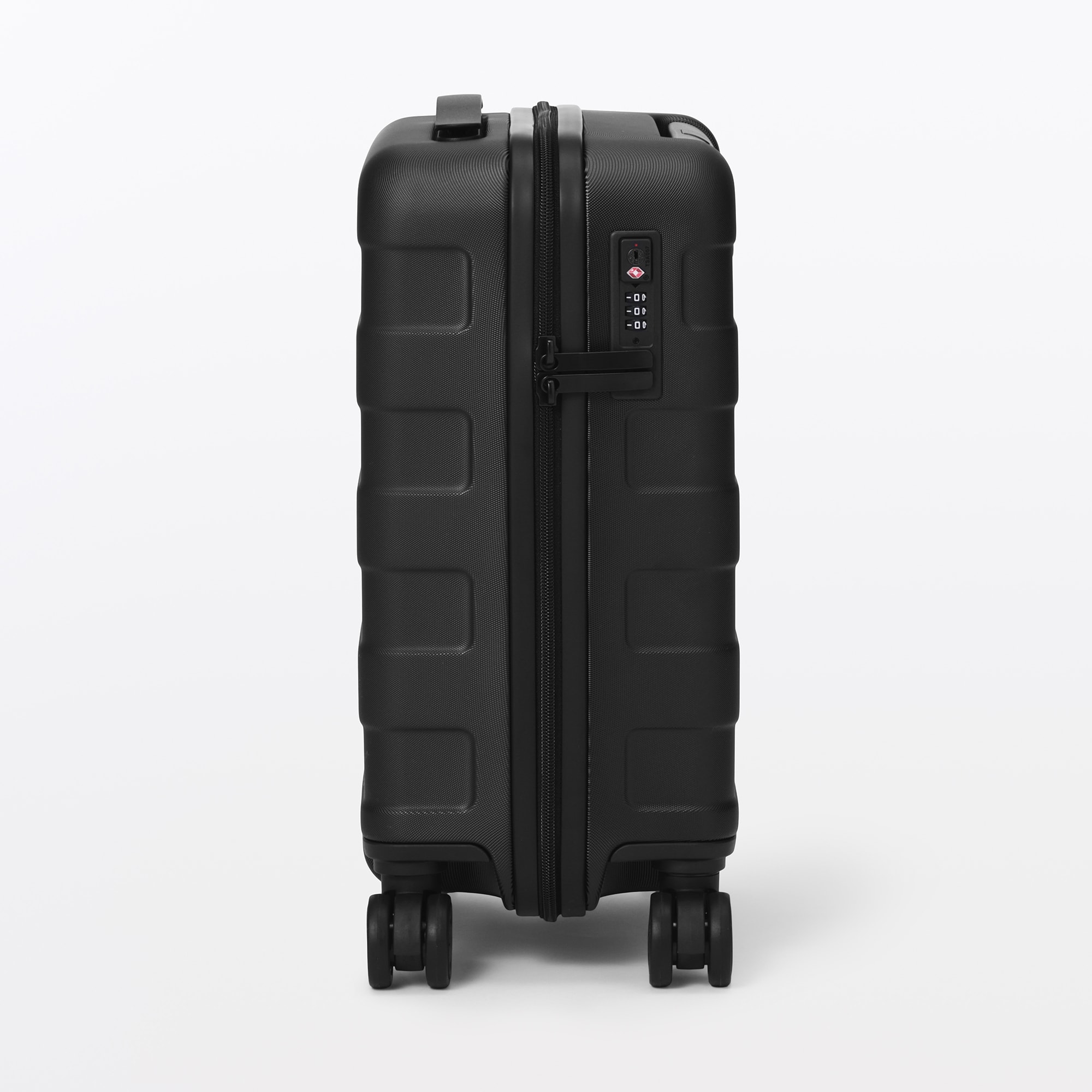 バーを自由に調節できる　ハードキャリーケース（２０Ｌ）