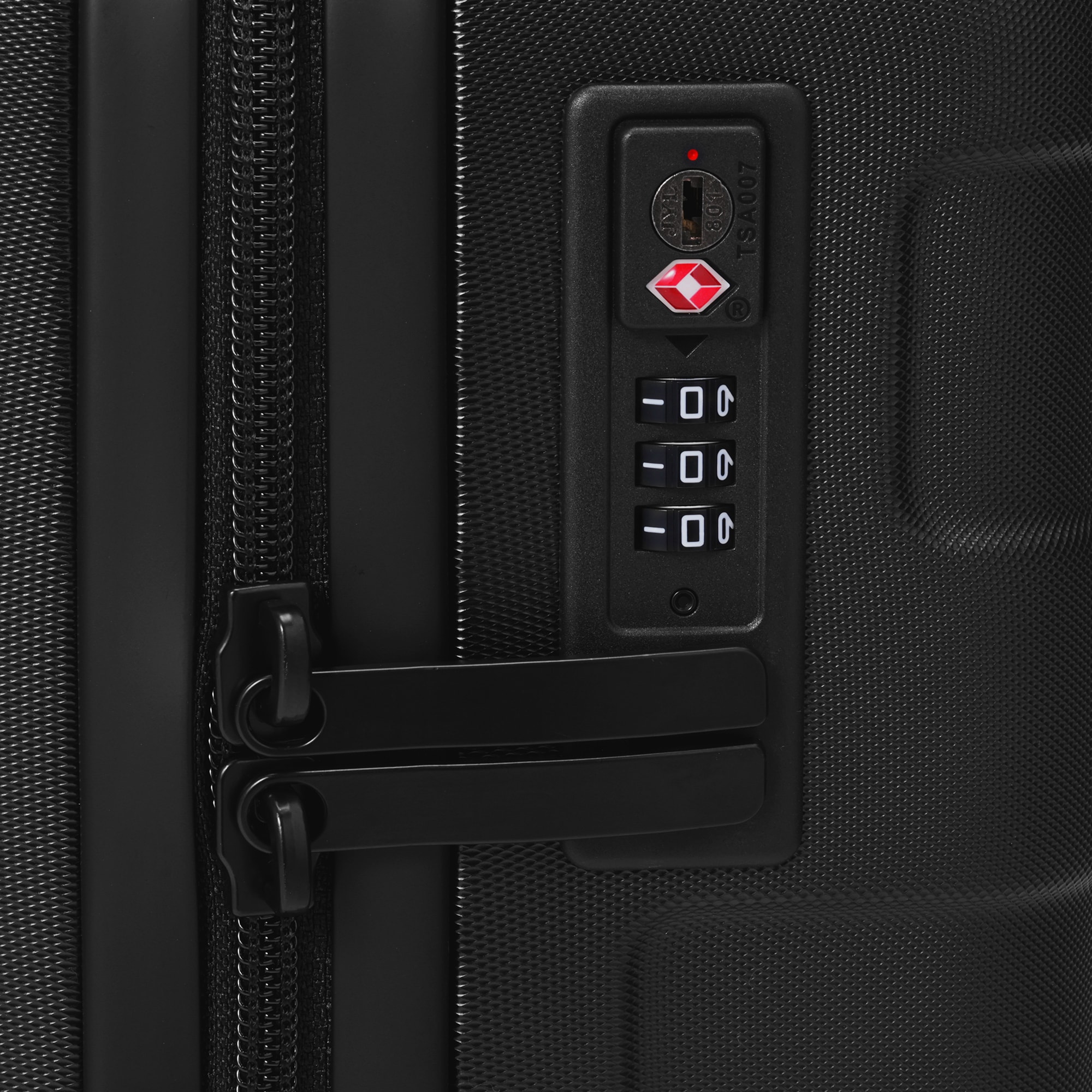 バーを自由に調節できる　ハードキャリーケース（２０Ｌ）