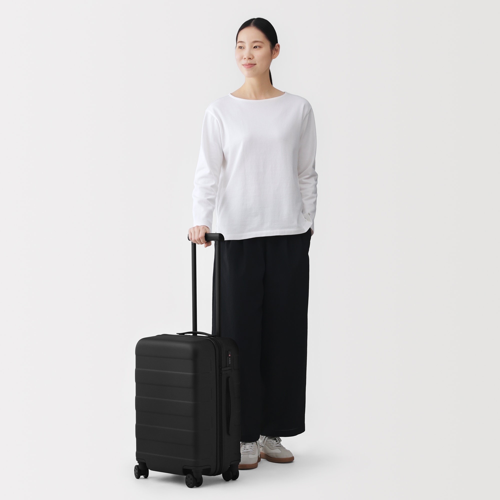 バーを自由に調節できる ハードキャリーケース（36L） | 無印良品