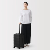 バーを自由に調節できる　ハードキャリーケース（３６Ｌ）