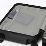 バーを自由に調節できる　ハードキャリーケース（３６Ｌ）