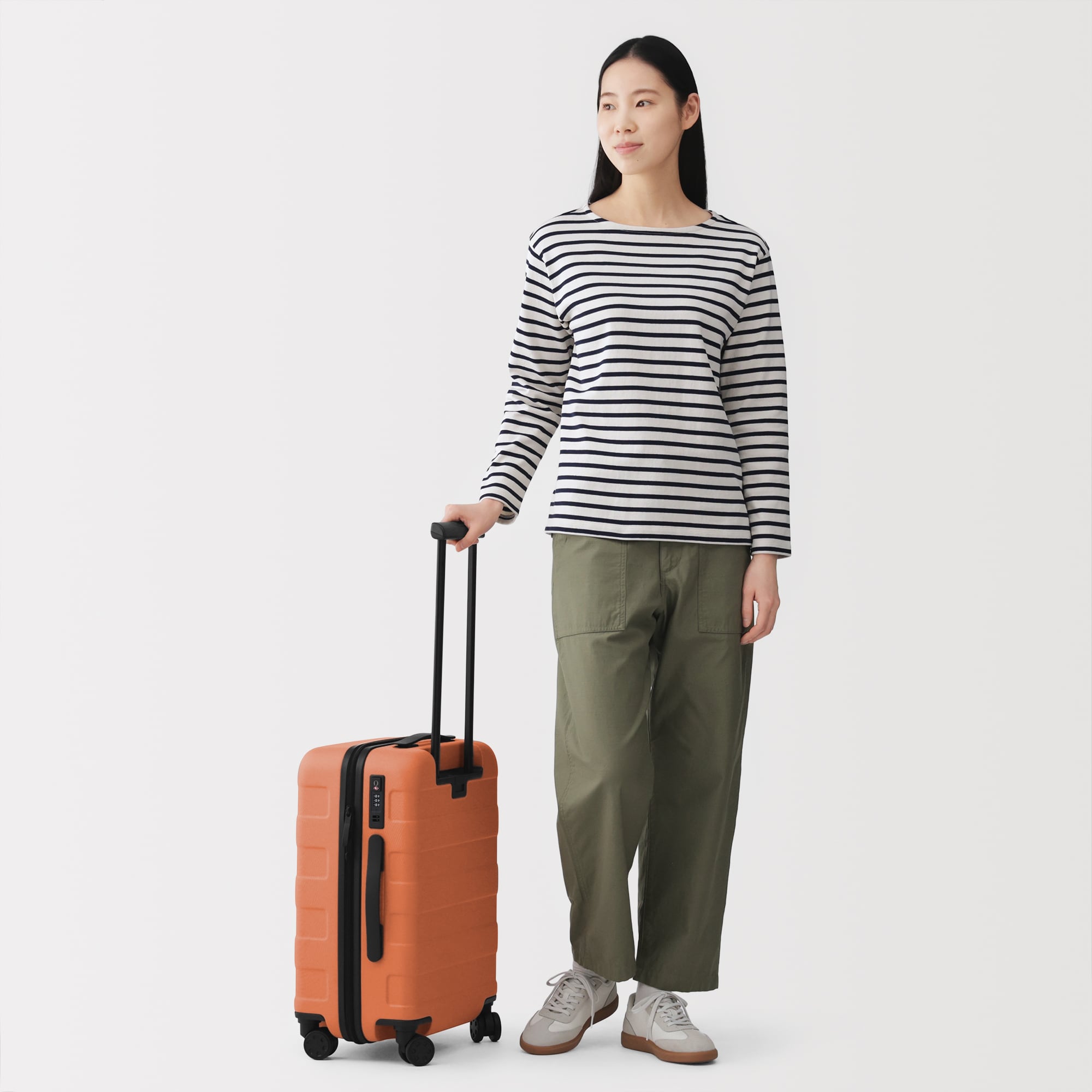 バーを自由に調節できる ハードキャリーケース（36L） | 無印良品