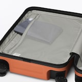 バーを自由に調節できる　ハードキャリーケース（３６Ｌ）