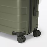 バーを自由に調節できる　ハードキャリーケース（３６Ｌ）