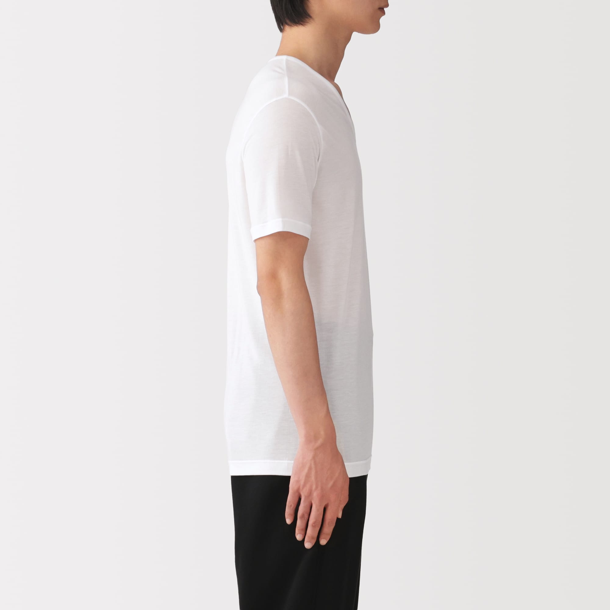 紳士　脇に縫い目のない　なめらか　Ｖネック半袖Ｔシャツ