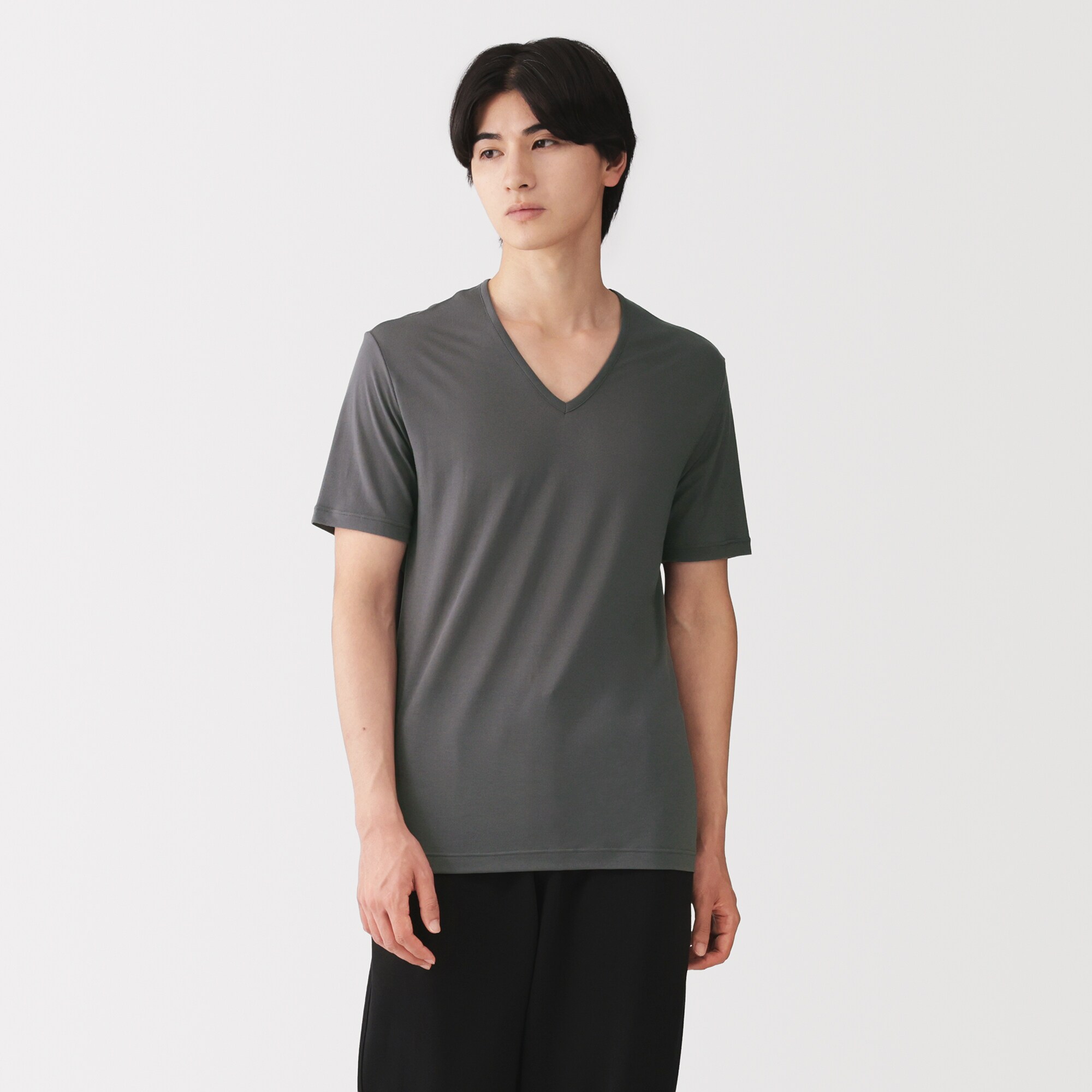 紳士　脇に縫い目のない　なめらか　Ｖネック半袖Ｔシャツ