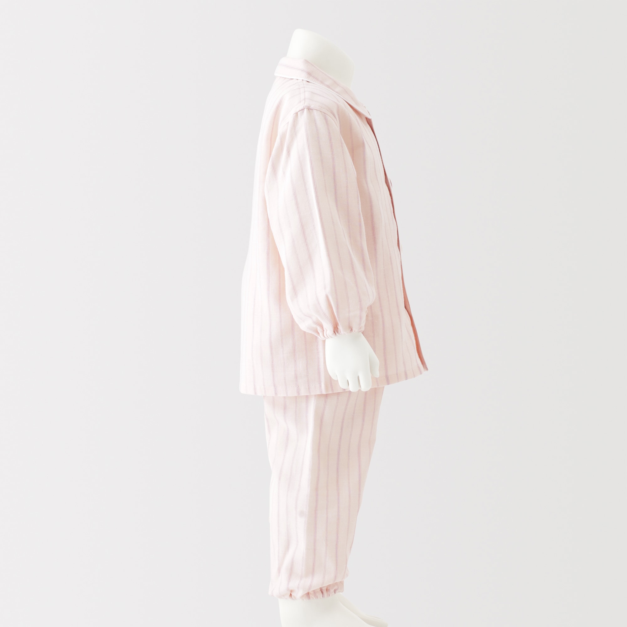 ベビー　脇に縫い目のない　二重ガーゼお着替えパジャマ